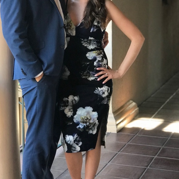 Dynamite |  Floral Cocktail Dress - Picture 2 of 4